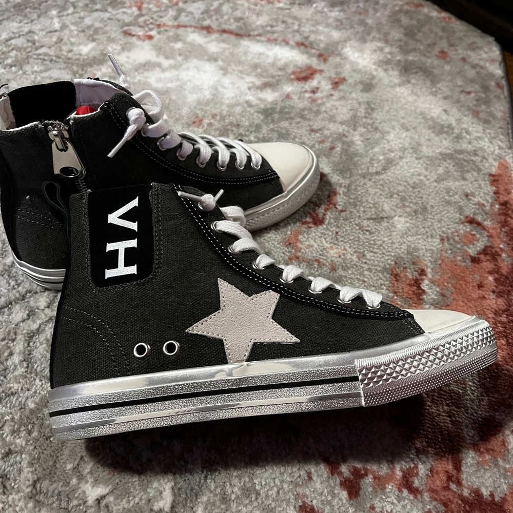 VINTAGE HAVANA SNEAKERS SZ7 - Almost New - Picture 2 of 10